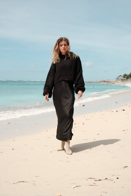 Hedvábná sukně černá